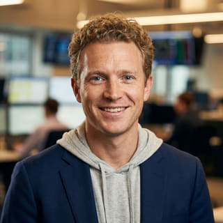 Ryan Brooks, analista principal de trading en Monte Caudivo, mostrado en una imagen de perfil